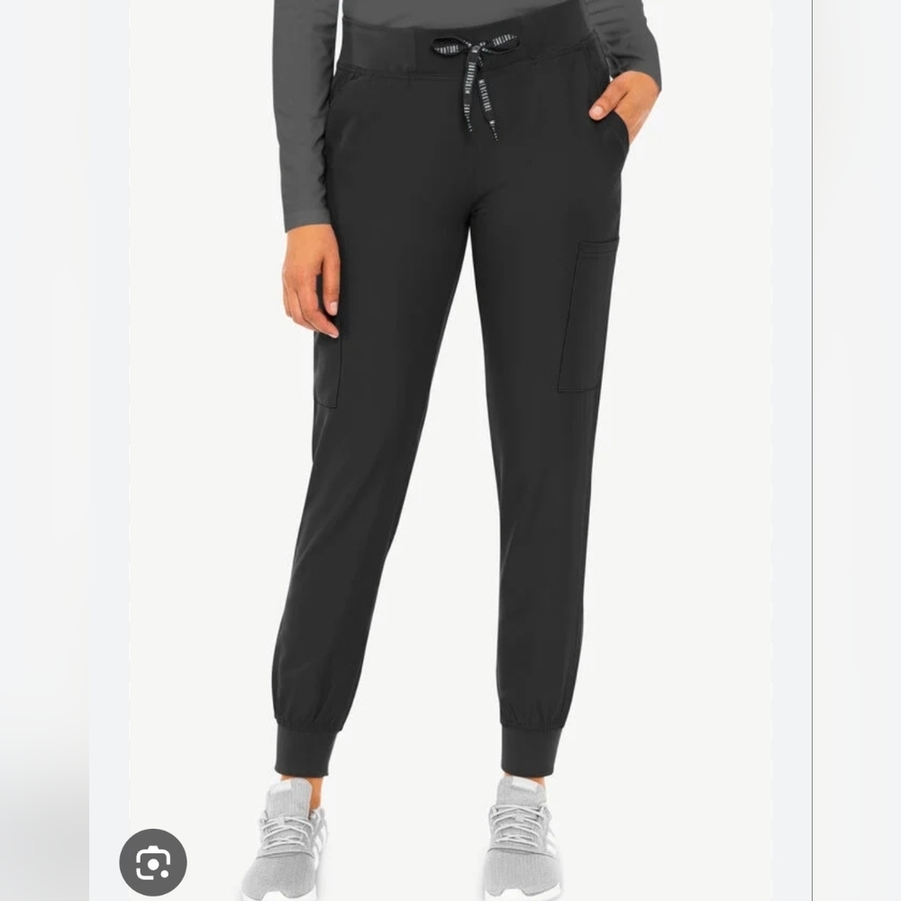 Med Couture Insight Women's Cargo Jogger Scrub Pants -L/Petite